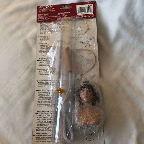 FIBRE CRAFT - HEAVENLY ANGELS 12” Angel Kit - #204 - Picture 2 of 15